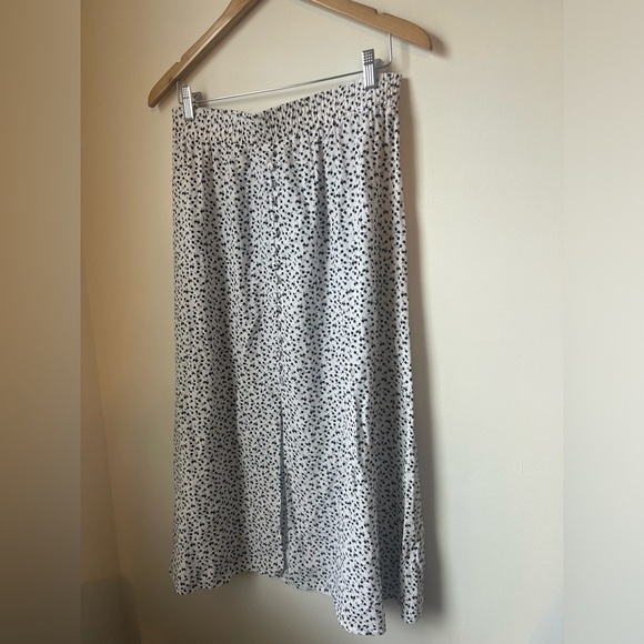 LOFT White and Black Floral Button Pull On Midi Skirt Size Medium NWT BRAND NEW - Picture 5 of 14